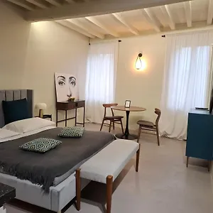 Apartamento Parmigianino Nove, Parma